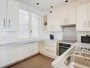 Location Appartement Rue de la Tour, Paris