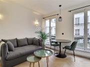 Location Appartement Rue de Verneuil, Paris