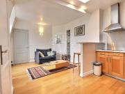 Location Appartement Rue des Martyrs, Paris