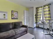 Location Appartement Rue des Rosiers, Paris