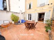 Location Appartement Rue des Trois Frères Barthélémy,...