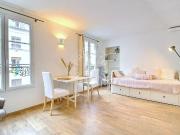 Location Appartement Rue des Vinaigriers, Paris