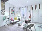 Location Appartement Rue du Grenier Saint Lazare, Paris