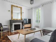 Location Appartement Rue du Val de Grâce, Paris