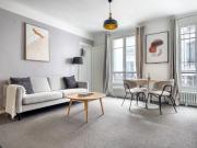 Location Appartement Rue Fourcroy, Paris