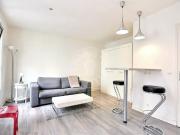 Location Appartement Rue Godot de Mauroy, Paris