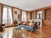 Location Appartement Rue Jean de La Fontaine, Paris