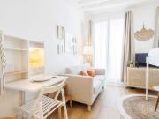 Location Appartement Rue Jean Jacques Rousseau, Paris