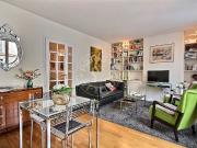 Location Appartement Rue Malher, Paris