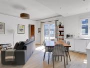 Location Appartement Rue Marbeuf, Paris