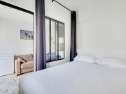 Location Appartement Rue Marceline Desbordes Valmore, Paris