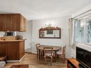 Location Appartement Rue Mathurin Régnier, Paris