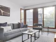 Location Appartement Rue Paul Valéry, Paris