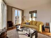 Location Appartement Rue Poulbot, Paris