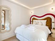 Location Appartement Rue Saint Séverin, Paris