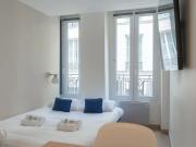 Location Appartement Rue Sainte Apolline, Paris