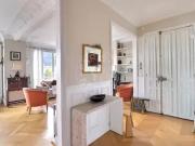 Location Appartement Rue Tourlaque, Paris