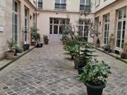 Location Autre 100 m2 Paris 1er