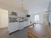Location Bel appartement 21 rue Bachelet Paris 75018 T1...