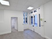 Location bureau Paris 8 Proche Saint Lazare, sur cour