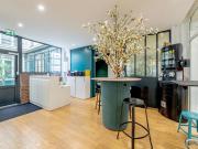 Location Bureaux 15 pièces 283 m2 Paris 10ème