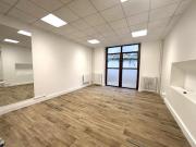 Location Bureaux 4 pièces 75 m2 Paris 17ème
