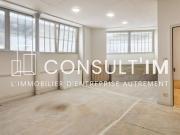 Location Bureaux 9 pièces 197 m2 Paris 15ème