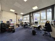Location bureaux Montreuil Proche Métro Croix de Chavaux...