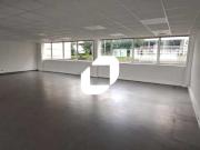 Location bureaux Paris 20 Proche métro Porte de...