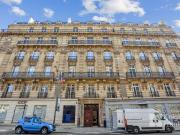 Location bureaux Paris 8 Proche métro Saint Augustin et...