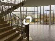 Location bureaux Voisins le Bretonneux Proche A12 A13 et...