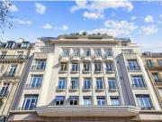 Location entrepôt Paris 17 Proche RER A et métro