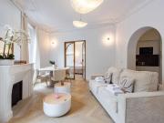 Location House Avenue Mozart, Paris