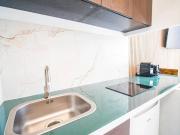 Location House Rue Sainte Croix de la Bretonnerie, Paris