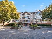 Location! Immaculate 2 Bedroom Corner Unit! 106 933...