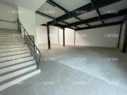 Location local d'activité Chanteloup en Brie Proche... Location local d'activité Chanteloup en Brie Proche...