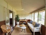 LOCATION LOCATION LOCATION!