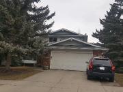 LOCATION LOCATION LOCATION Beautiful Executive Home in...