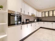 Location Magnifique appartement meublé moderne 175m2...