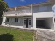Location Maison 3 pièces 80 m2 Le gosier