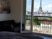 Location meublée studio 30 m² Paris 15E