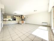 Location NIMES GOLF DE VACQUEROLLES T3 AVEC TERRASSE,...