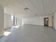 Location plateau bureau neuf 80m2 à 5 min à pied de CFC,...