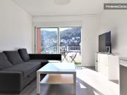 Location T4, parking + Calanques