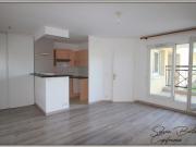 Location Vaujours, appartement T2 41 m2 avec balcon et...