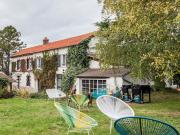 Location Villa 7 pièces 220 m2 Chalifert