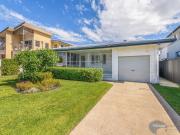 LOCATION, ZONING, LIFESTYLE THIS ONE HAS IT ALL !