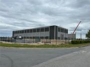 Locaux d'activités à louer Barenton Bugny Proximité...