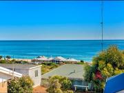 LOCK AND LEAVE UNIT!