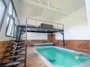 LOFT 265 m2 NEUF sur terrain de 563 parking piscine...